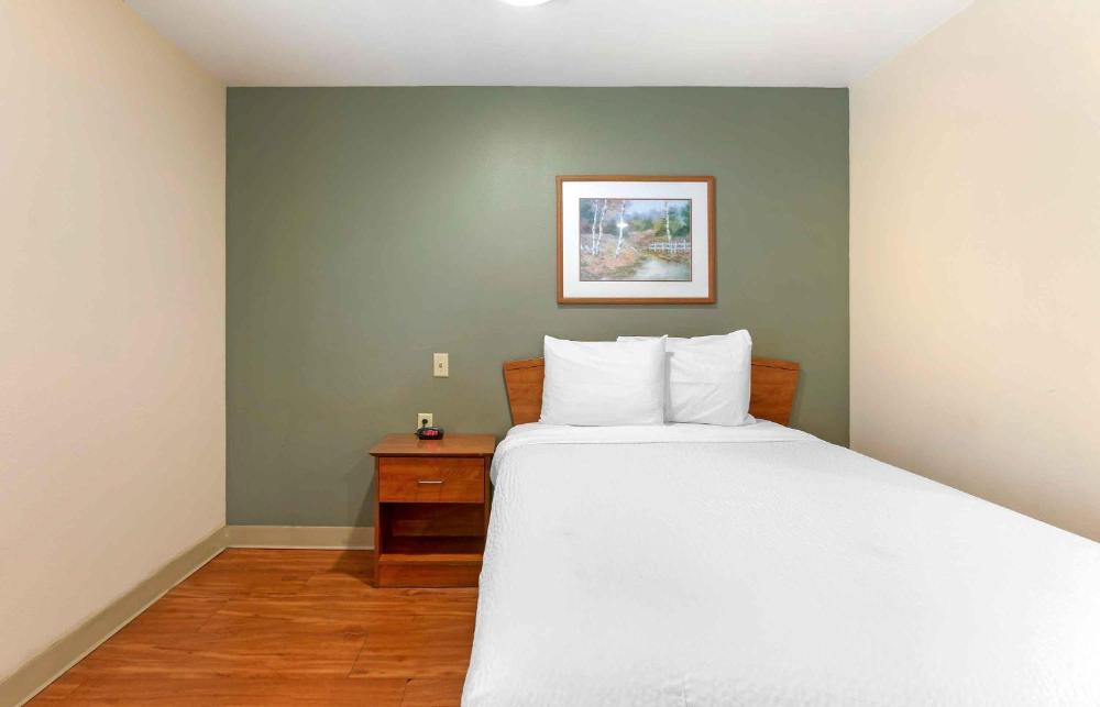 Standard Double Room - Non-Smoking interior